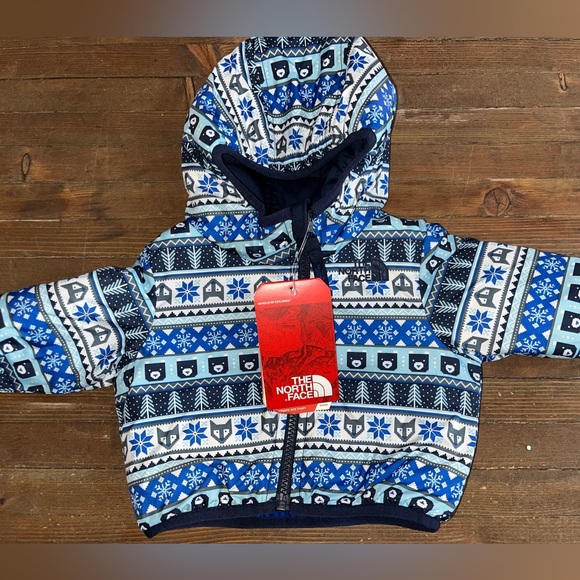 The North Face Reversible Hooded lacket Size 0/3 Months NWT - Picture 2 of 2